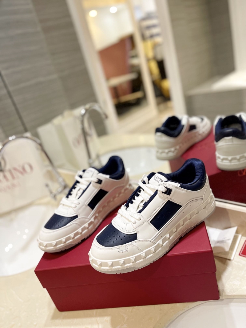 Valentino Sneakers